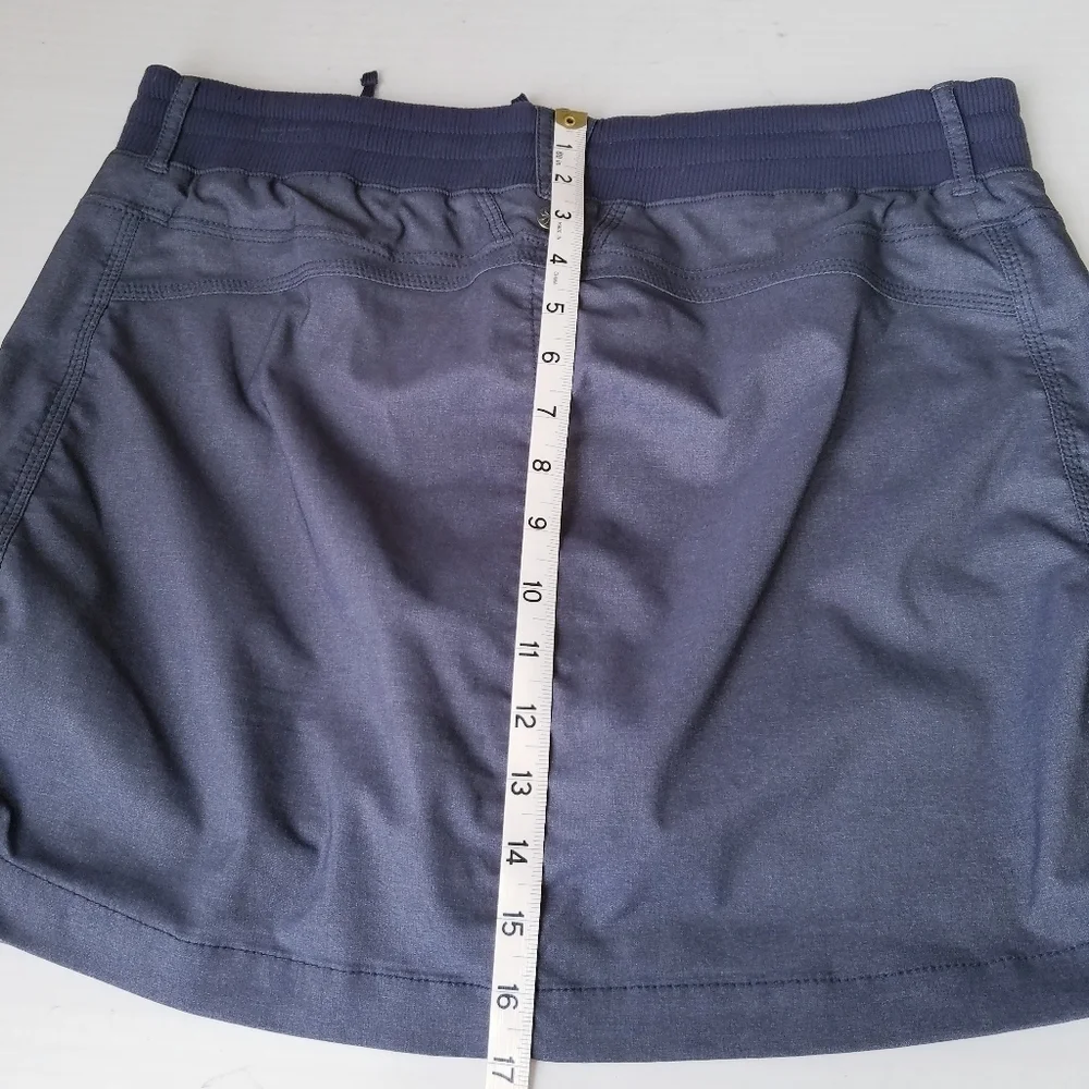 🌸Athleta‎ | Nylon Mini Skirt size 12